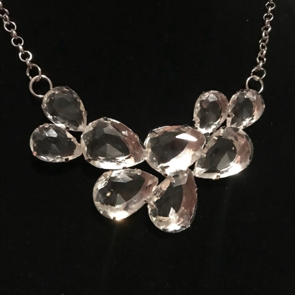 Cluster necklace